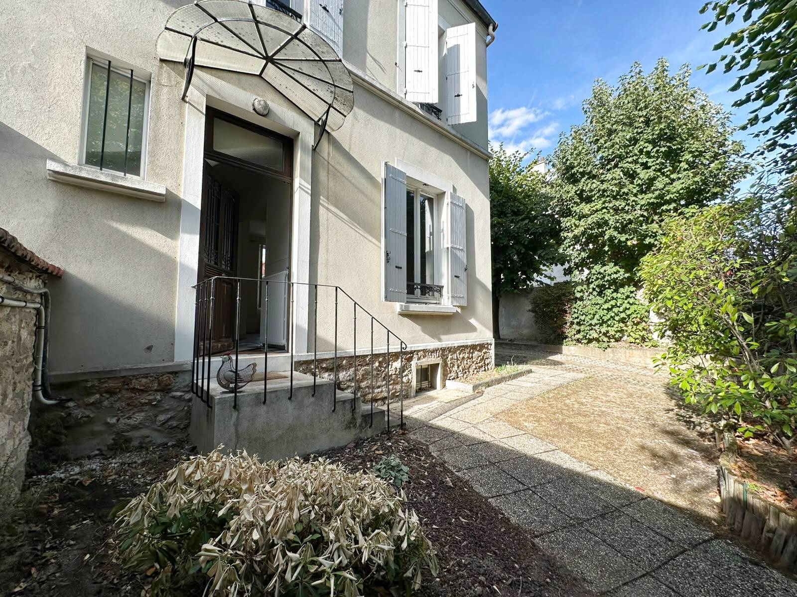 Maison à vendre à St maur des fosses, 76,5 m², 4 pièces – photo 1 sur 12